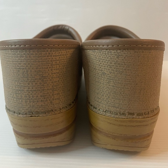Dansko Professional Clogs Tan Leather Size EU 41 US 10.5 - 11 - Picture 4 of 9
